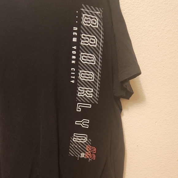 Apt. 9 Black Brooklyn New York Graphic Tee Men's Size XXL - Picture 7 of 9